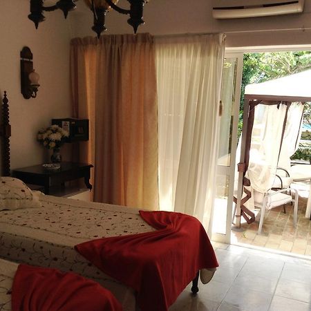 Casa Amarela Guesthouse Лагос Екстериор снимка