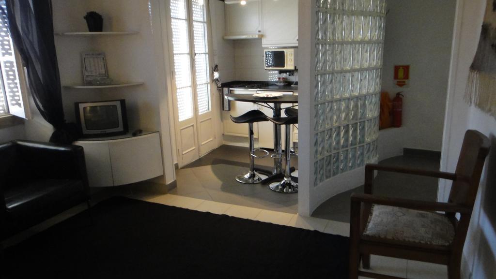 Casa Amarela Guesthouse Лагос Стая снимка
