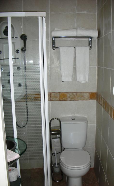 Casa Amarela Guesthouse Лагос Стая снимка