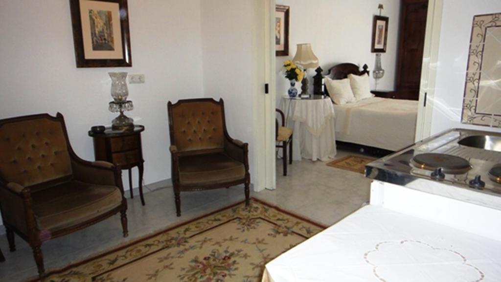 Casa Amarela Guesthouse Лагос Стая снимка