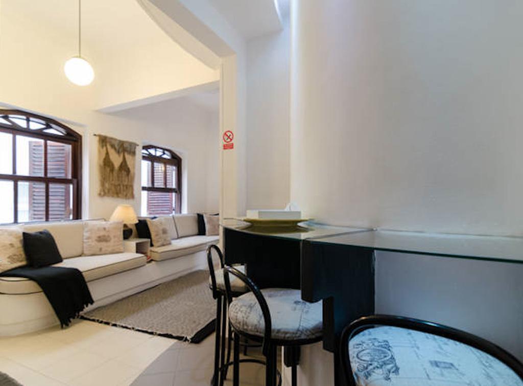 Casa Amarela Guesthouse Лагос Екстериор снимка