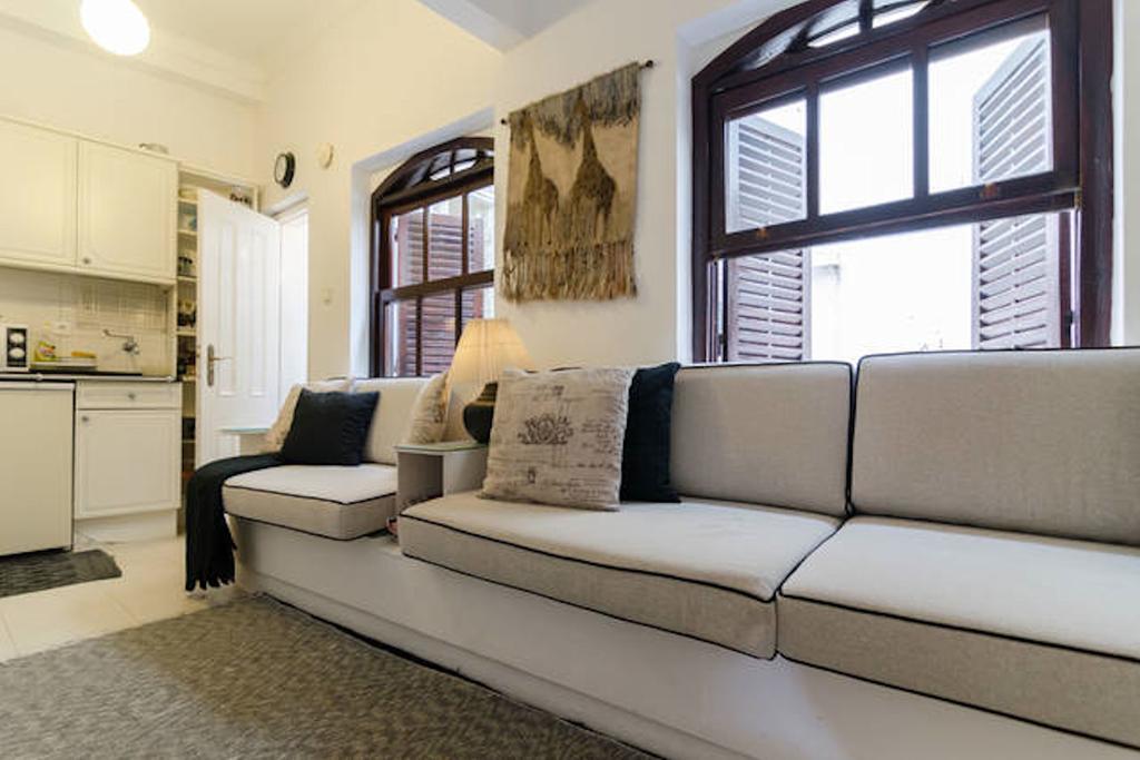Casa Amarela Guesthouse Лагос Екстериор снимка