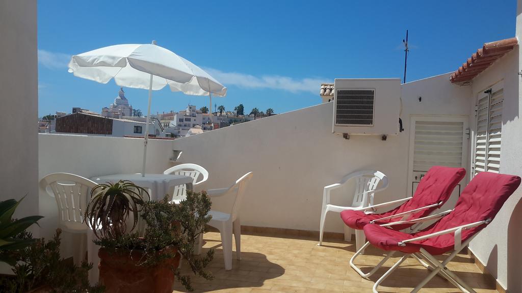 Casa Amarela Guesthouse Лагос Екстериор снимка