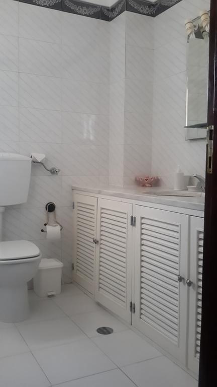 Casa Amarela Guesthouse Лагос Екстериор снимка